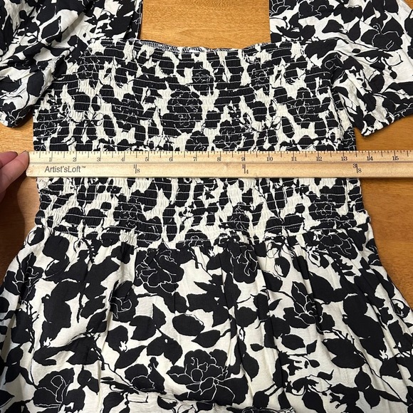August Sky Black White Floral Maxi Dress Puff Sleeve Bohemian Prairie Milkmaid M - Picture 9 of 9